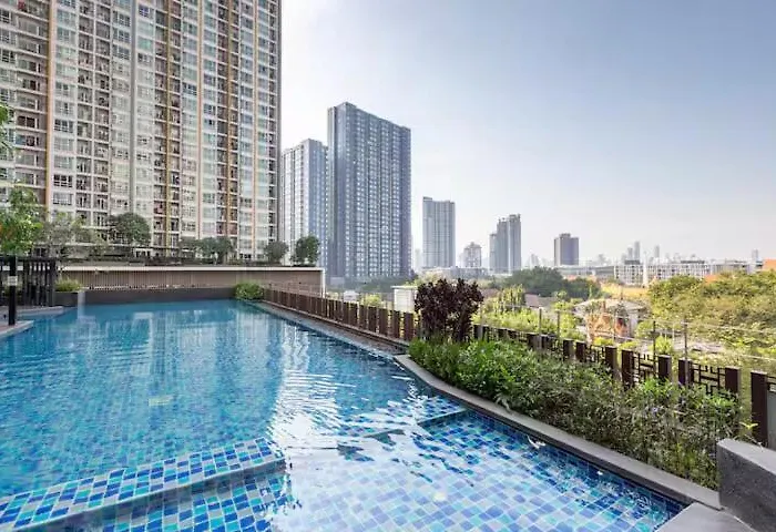 Luxury Onnutbtse9 40sqmt Netflix & Bts& Pool & Gym Yl * بانكوك