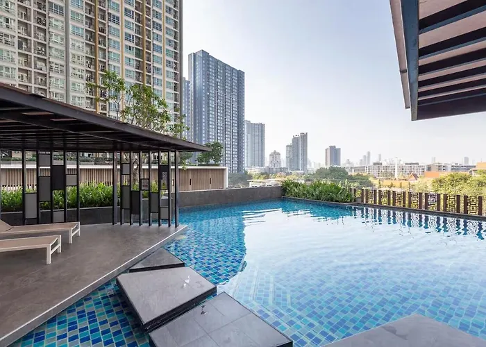 Luxury Onnutbtse9 40sqmt Netflix & Bts& Pool & Gym Yl بانكوك
