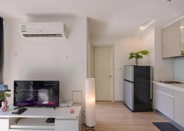 Luxury Onnutbtse9 40sqmt Netflix & Bts& Pool & Gym Yl بانكوك