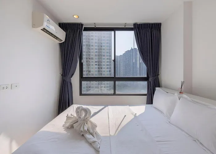 Luxury Onnutbtse9 40sqmt Netflix & Bts& Pool & Gym Yl شقة *